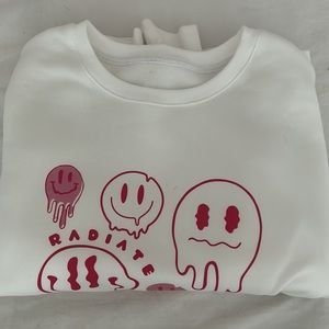 Shein white crewneck. Size small. Runs oversized.